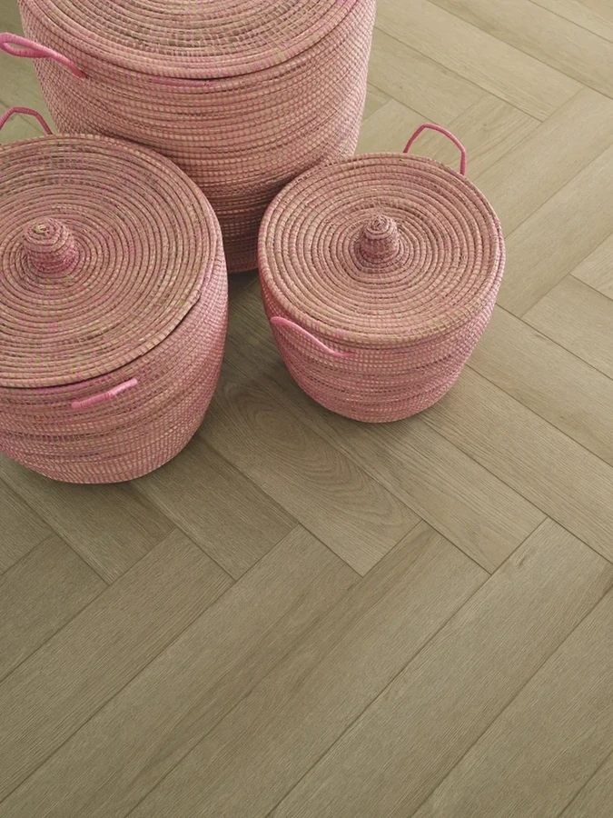 Panele winylowe Sava Almond Klasa 33 4+1 mm Lamett ParquetVinyl Herringbone - obrazek 2