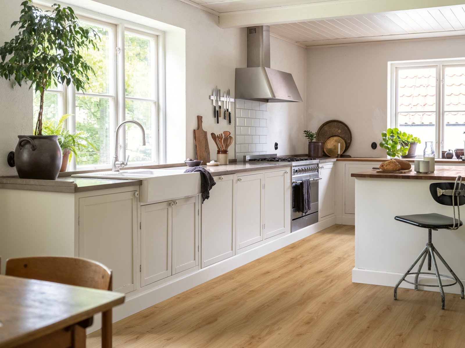 Panel winylowy Dąb Naturalny Heritage Klasa 33 4+1 mm Pergo Namsen Pad Pro